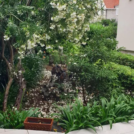 Apartman Luna I Lucky