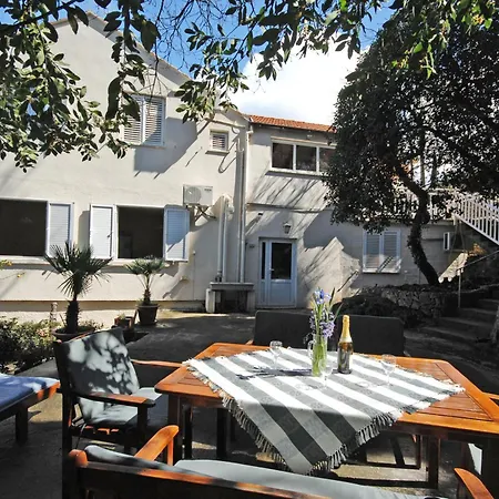 Apartman Luna I Lucky